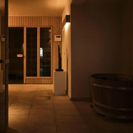 Hotel apartamentowy Madbar 3*