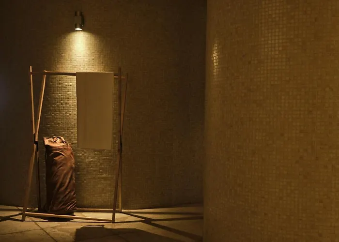 Madbar Aparthotel 3*